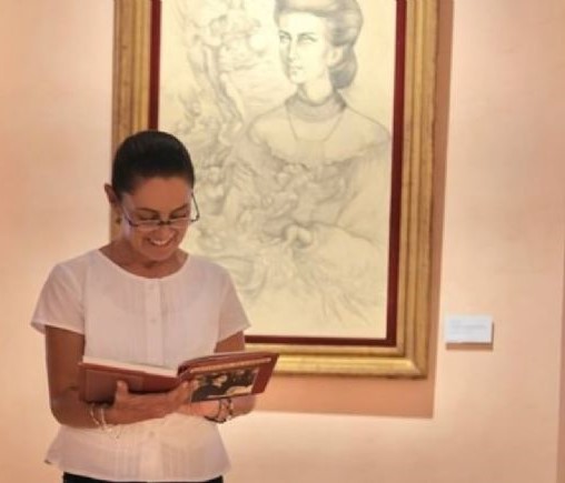 claudia leyendo mejorado